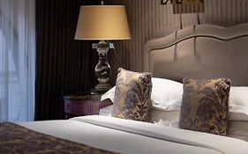 The Hotel Belwood Near Igi Delhi Airport